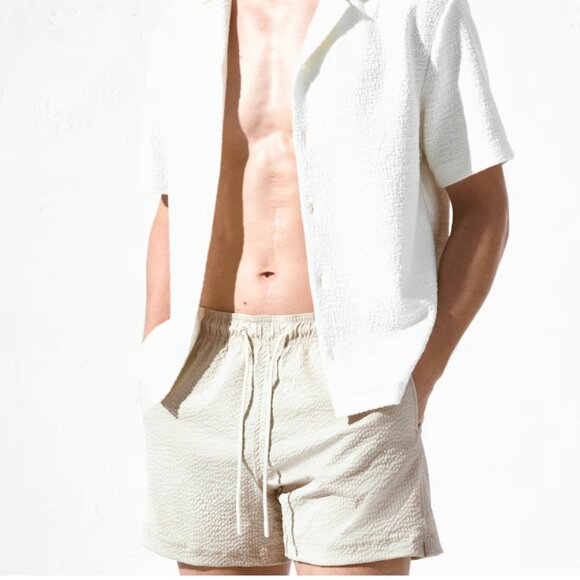 H&M MENS SEERSUCKER SWIM  SHORTS SIZE MED. - Picture 1 of 8